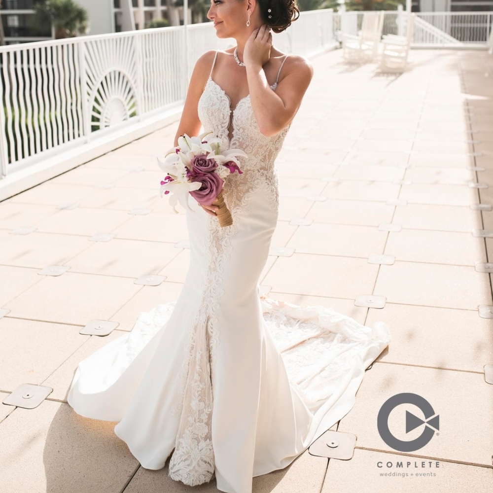 Martina Liana Wedding Gown, style 1004, one-of-a-kind, size 10, 2 tone ivory